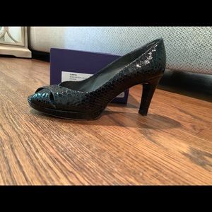 Stuart Weitzman Pumps